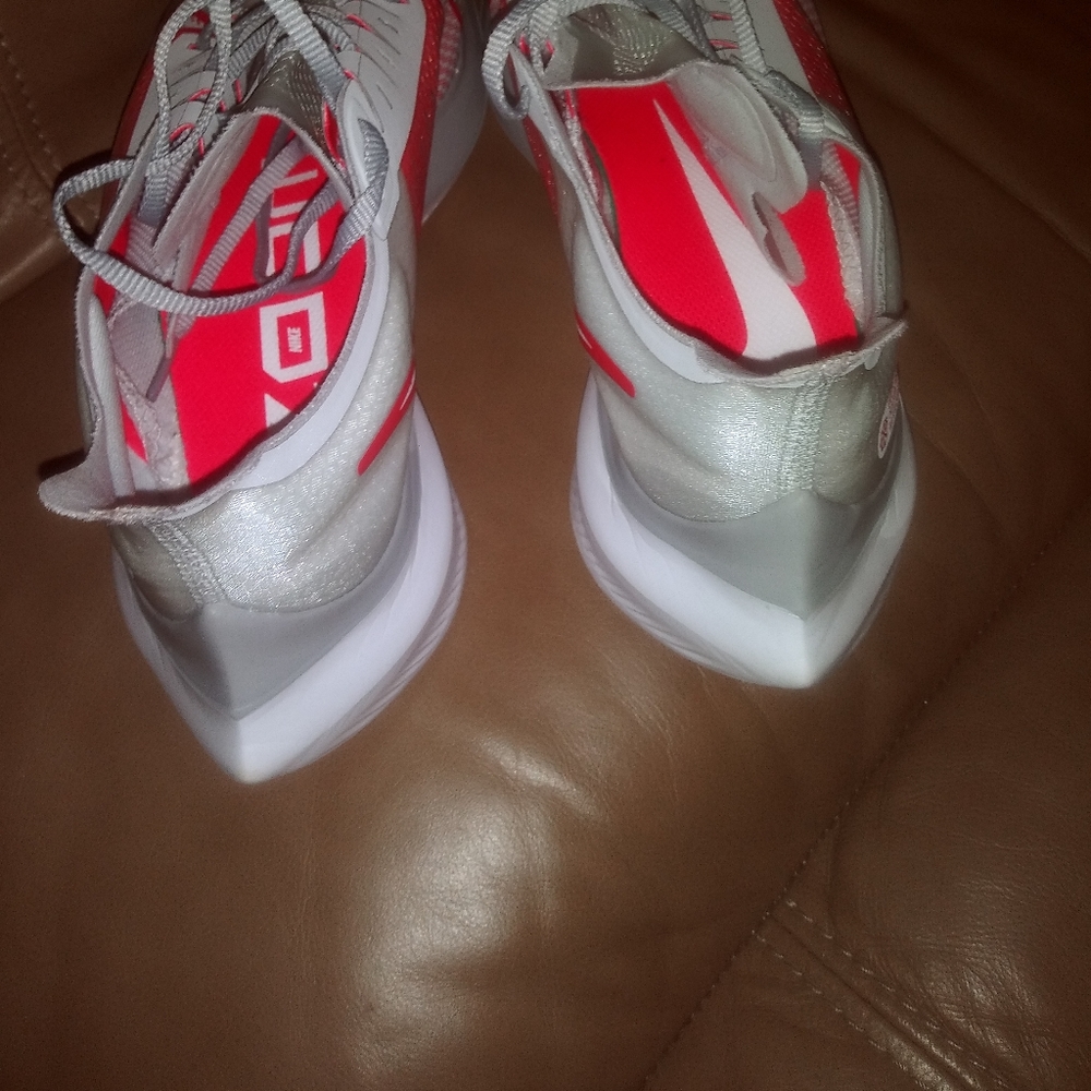 Ladies Nike shoes